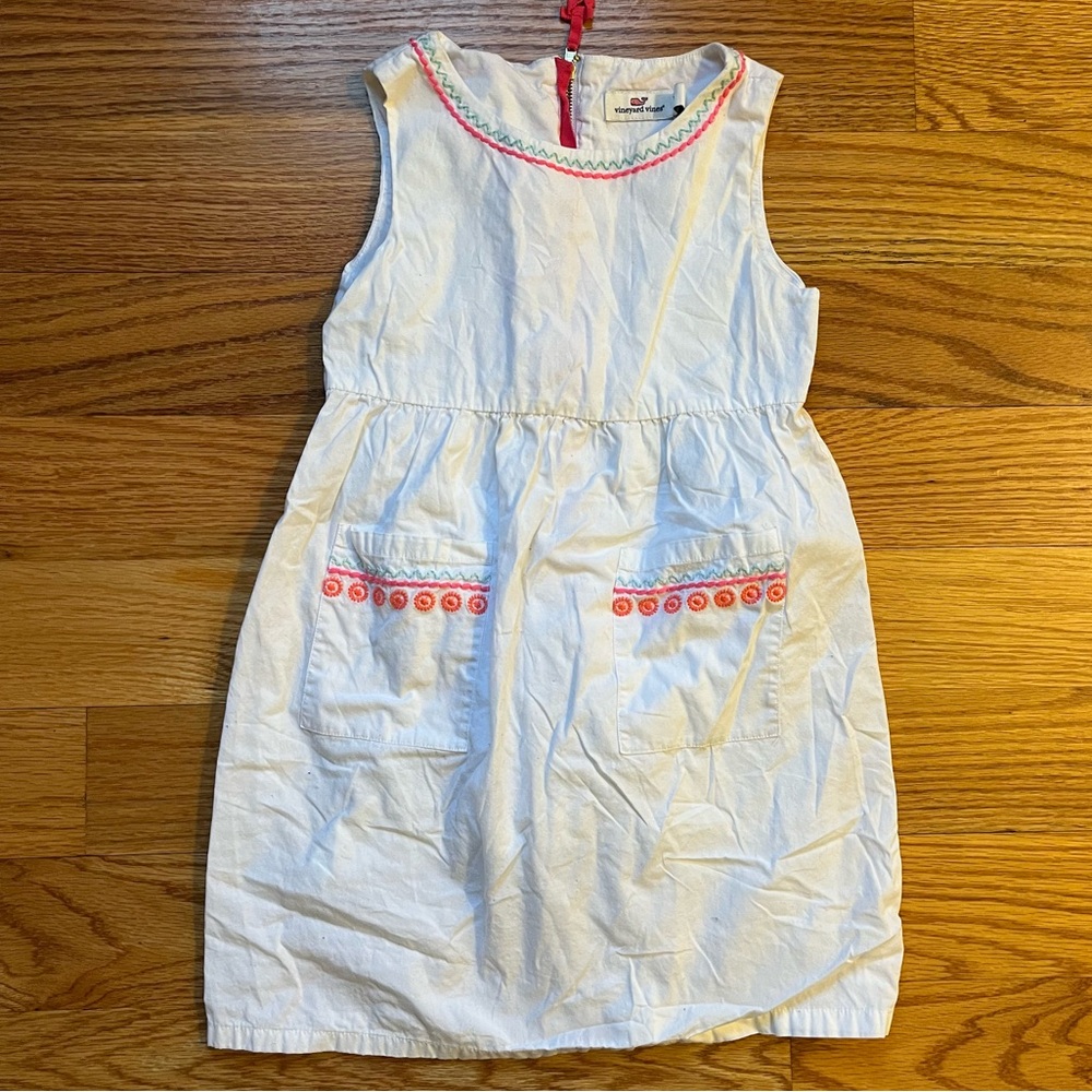 Vineyard Vines white dress with neon details size 5